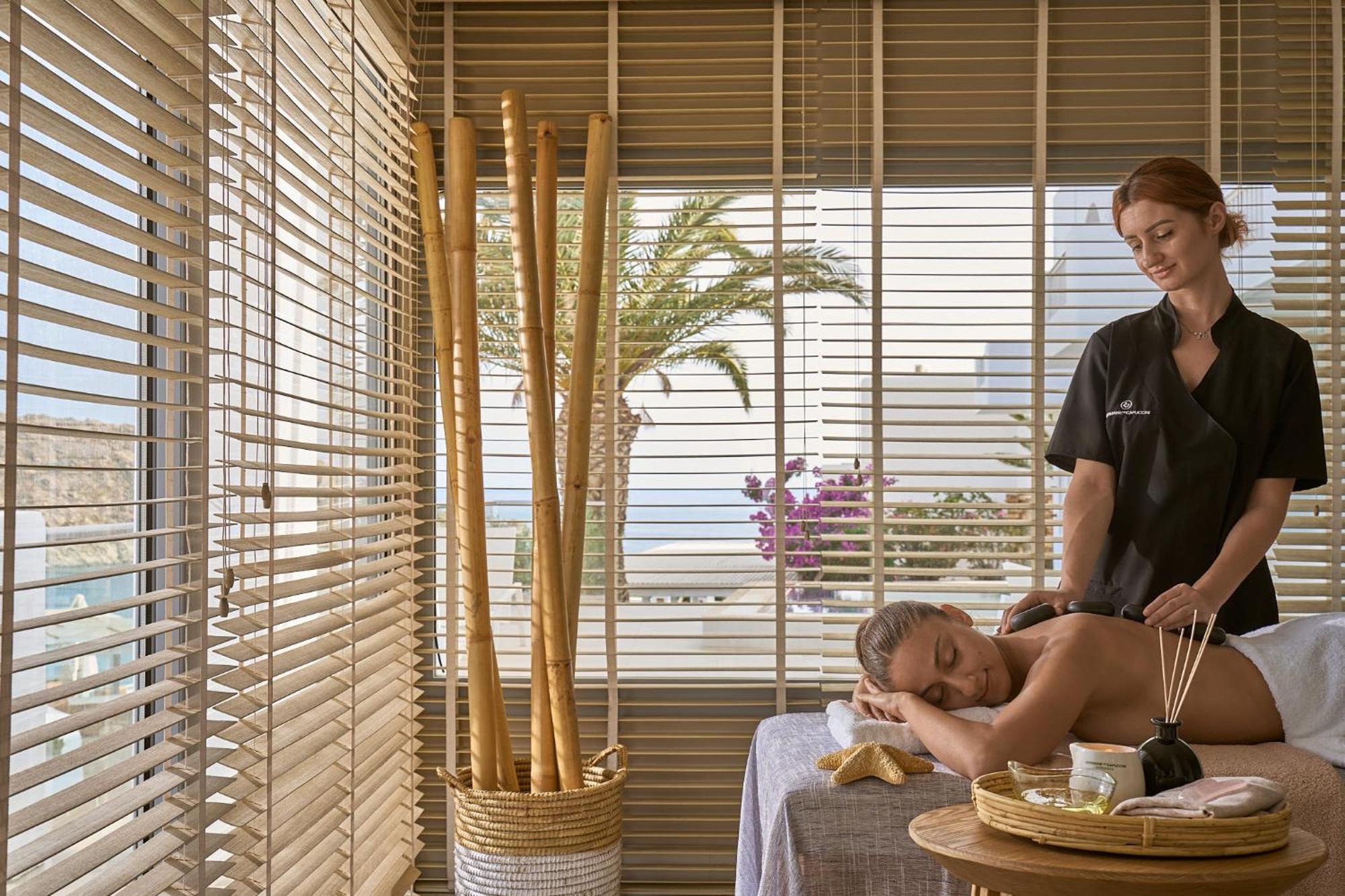 Ios Palace Hotel & Spa Mylopotas Exterior photo